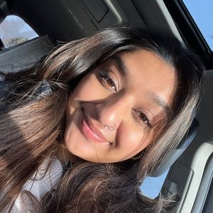 Meet your Posher, Jaya